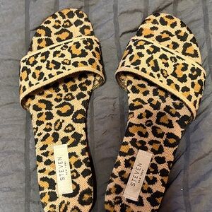 Steve New York Leopard Print Slide Sandals - Tan & Black